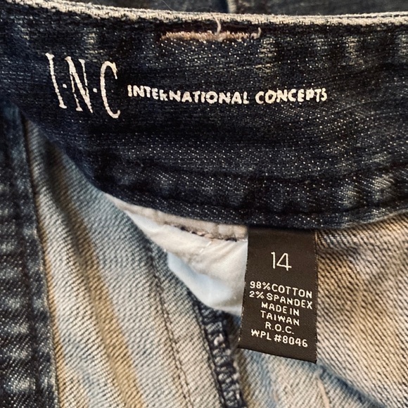 INC International Concepts Regular Fit Boot Leg Denim Dark Wash Jeans Size 14 - Picture 10 of 11